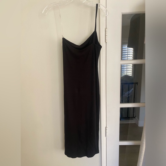 One Shoulder Midi Bodycon Dress - Picture 3 of 6